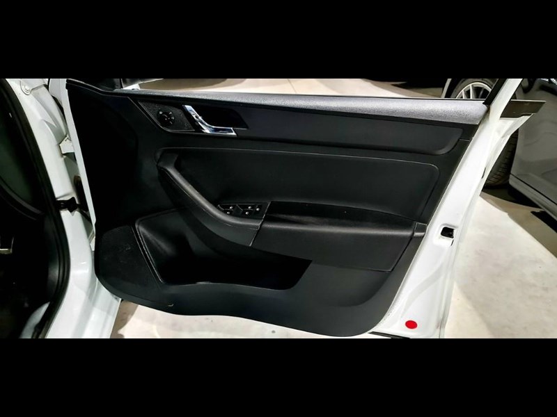 skoda rapid 865522 037