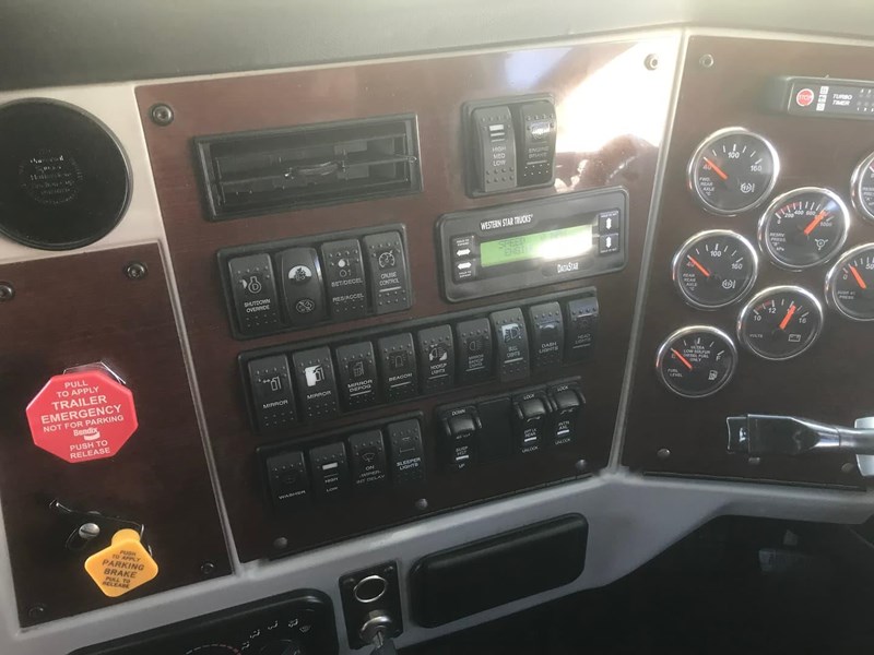 western star 4900 fx 863138 047