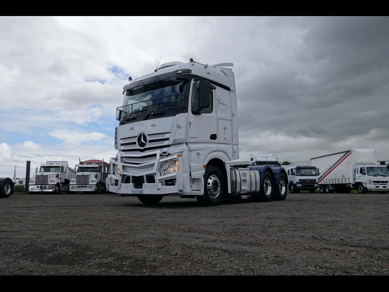 mercedes-benz actros 2663 865549 027