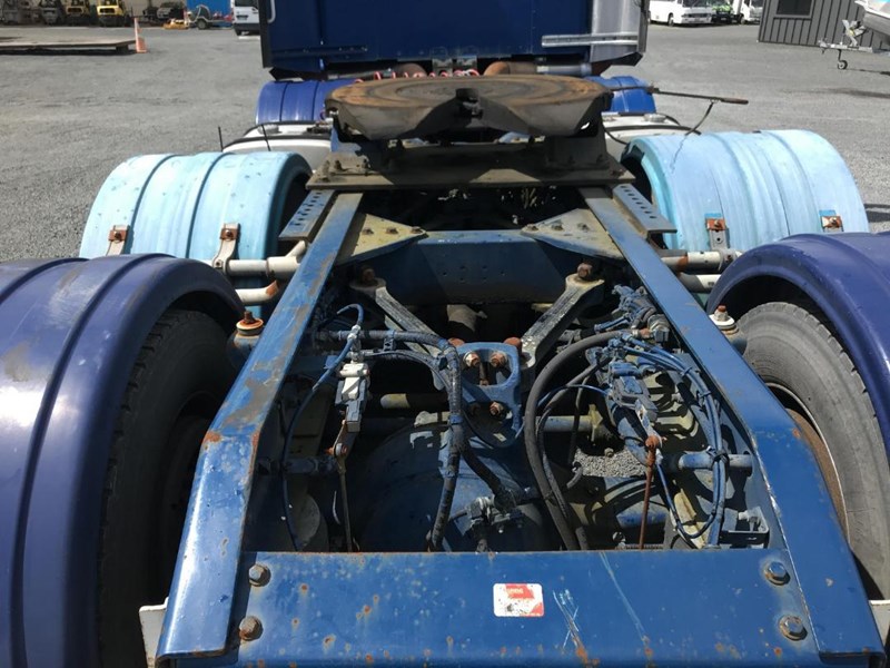 kenworth t404s 865698 021