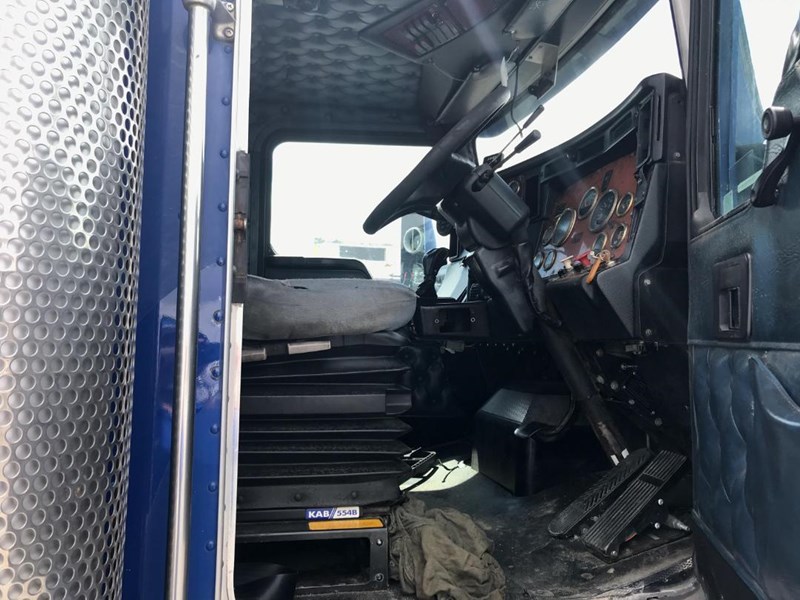 kenworth t404s 865698 035