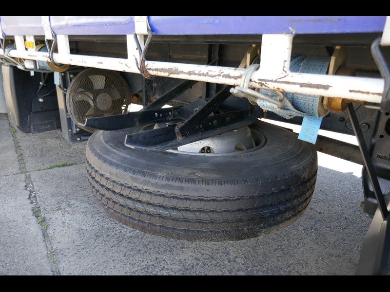 fuso fighter 861685 031