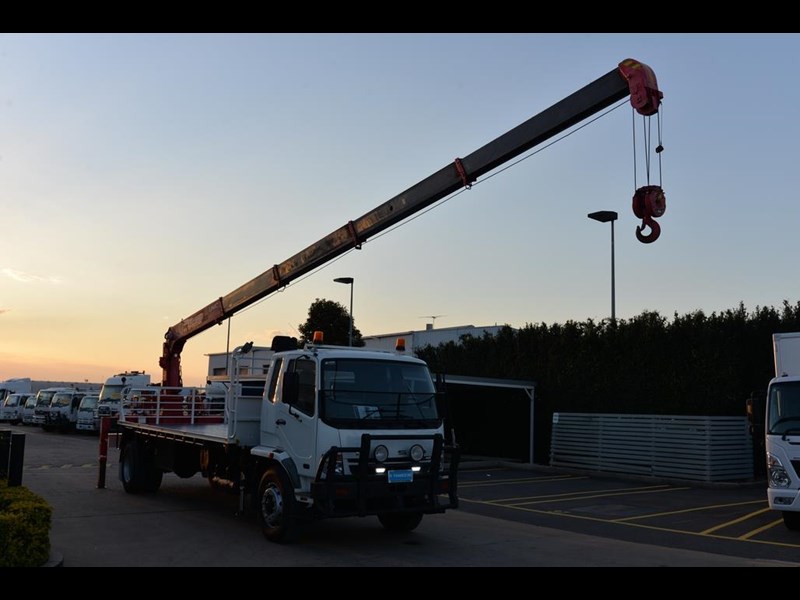 fuso fighter 842774 027