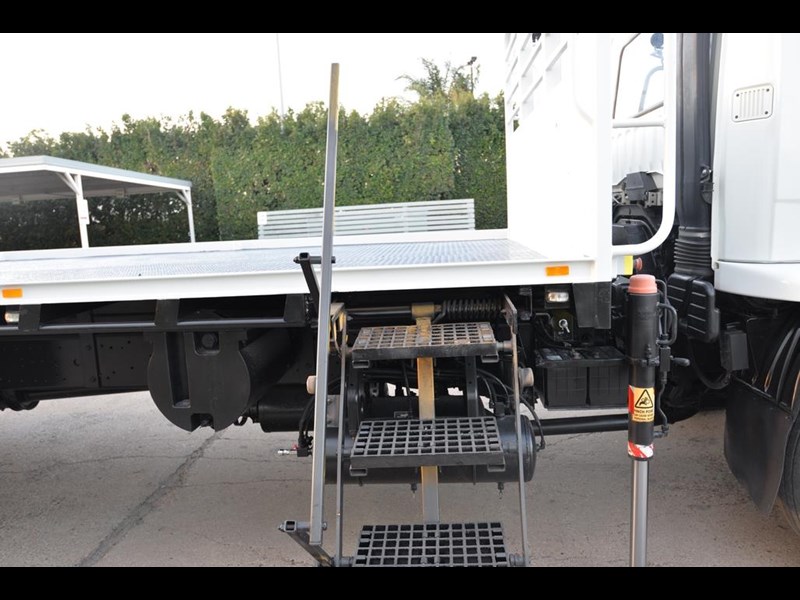 fuso fighter 842774 061