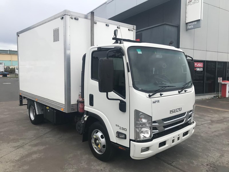 isuzu n series 854723 001