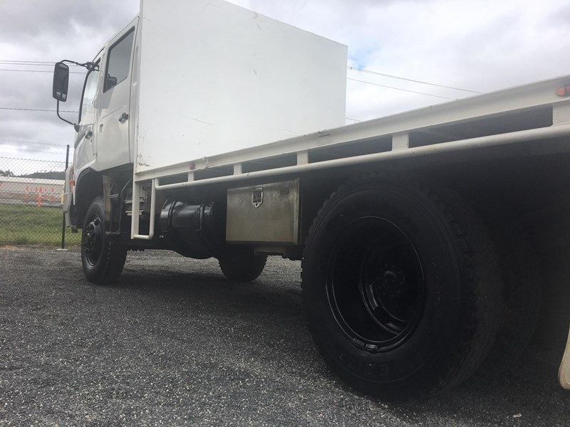 hino ft 851699 013