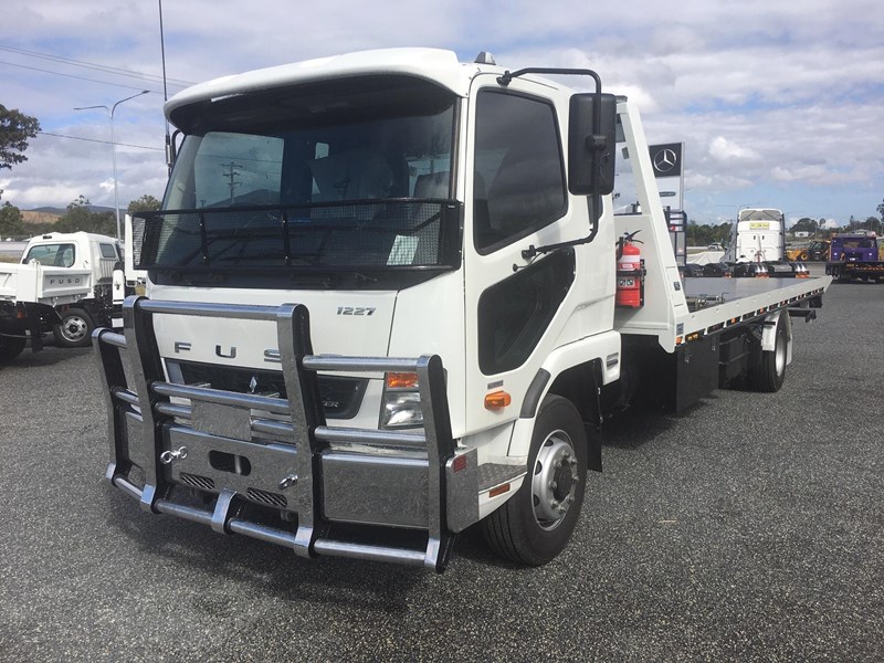 fuso fighter 1227 866077 015