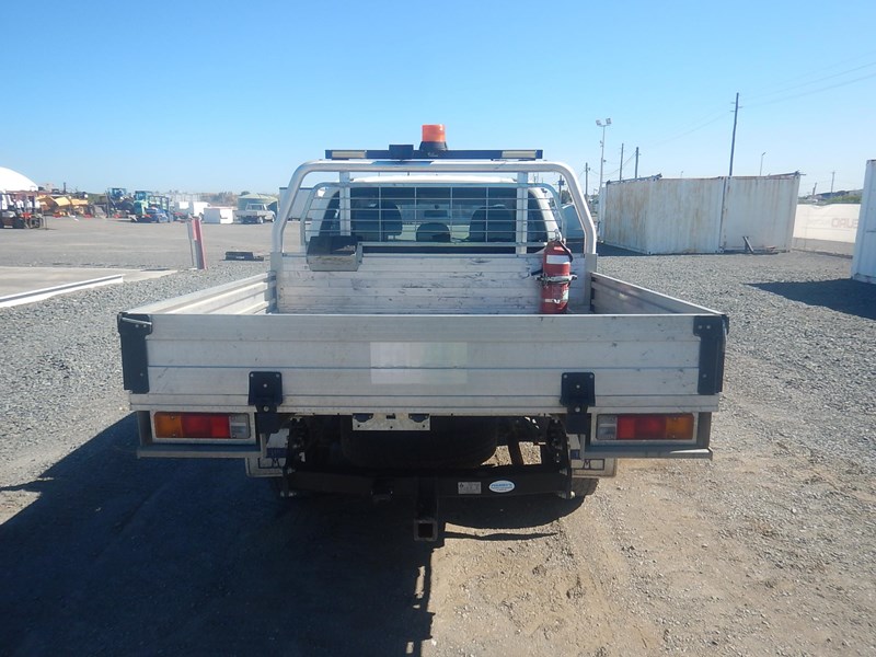 mitsubishi triton 866085 007