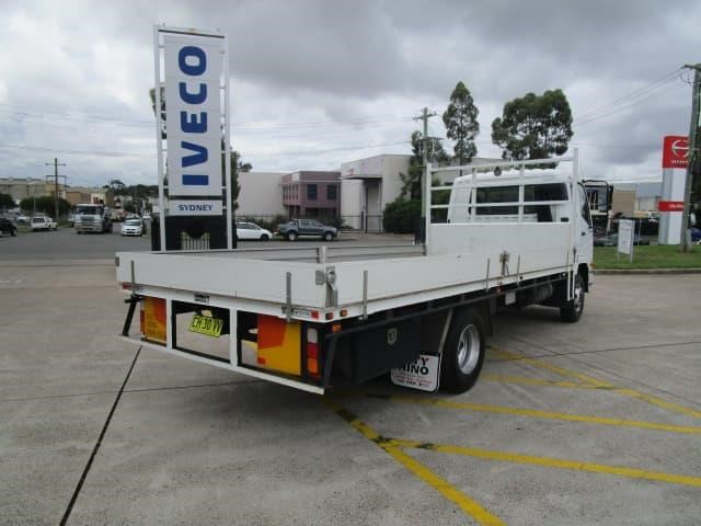 fuso fighter 831793 013