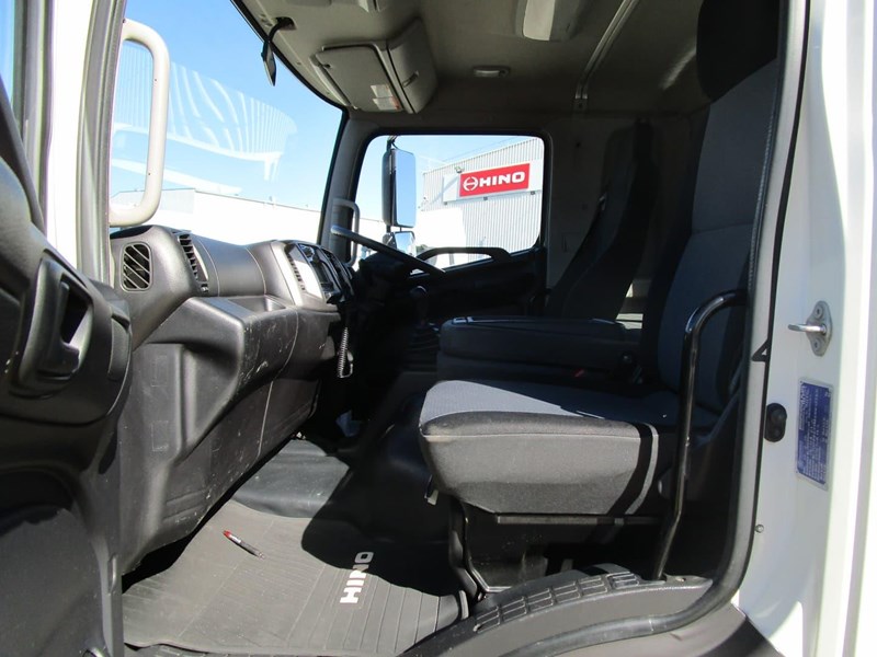hino 500 series 862147 021