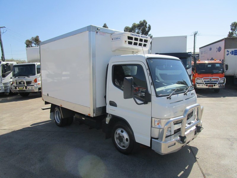 fuso canter 858870 001