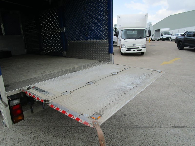 isuzu n series 856668 025