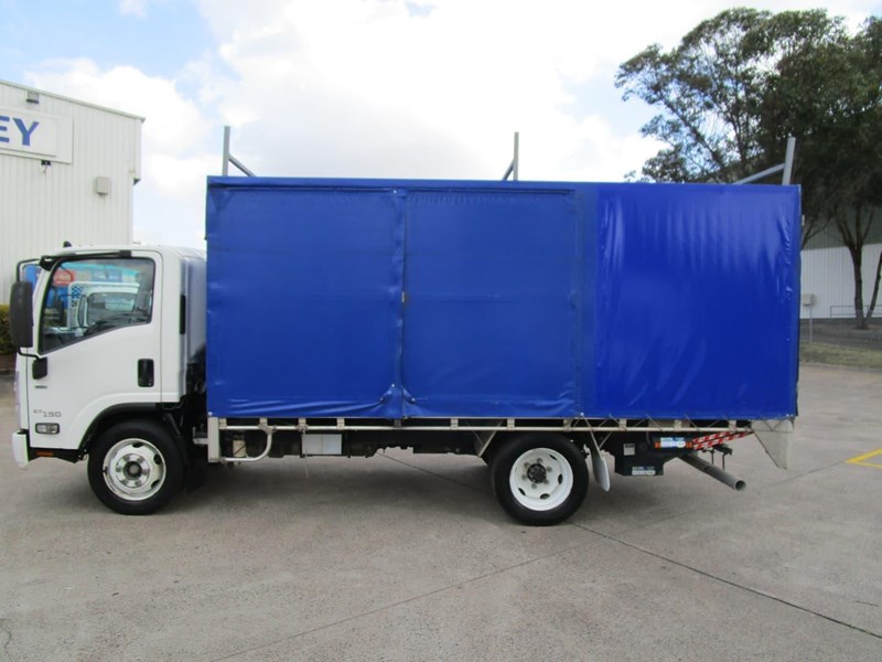 isuzu n series 856668 007