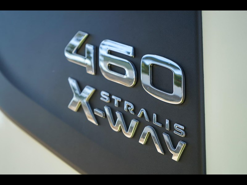 iveco stralis x-way 860857 037