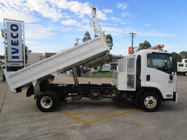 isuzu frr500 836812 015