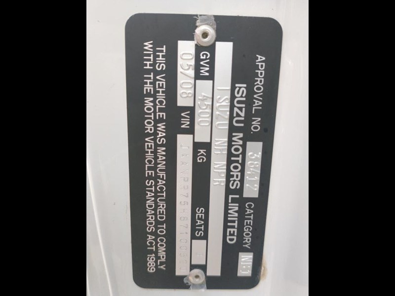 isuzu npr200 841734 023