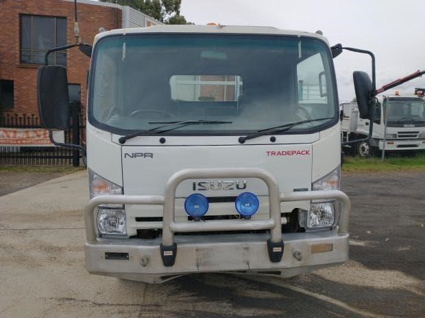 isuzu npr200 841734 013