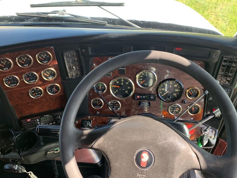 kenworth t403 856814 043