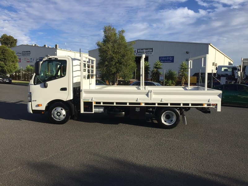 hino 300 series - 616 866112 003