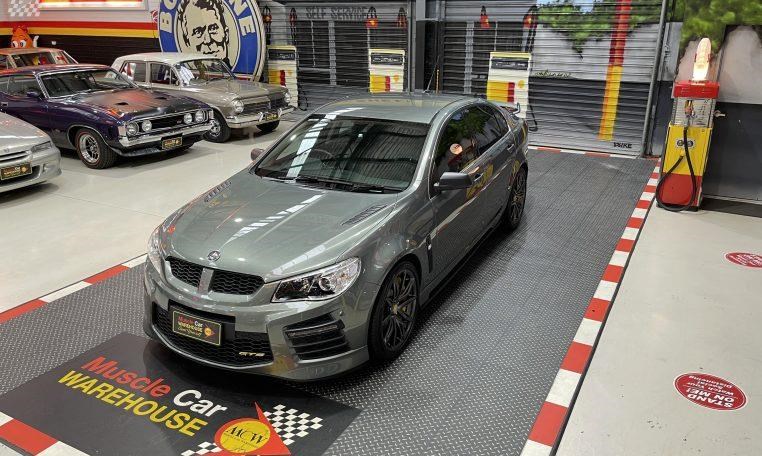 holden hsv 866170 017