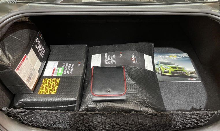 holden hsv 866170 119