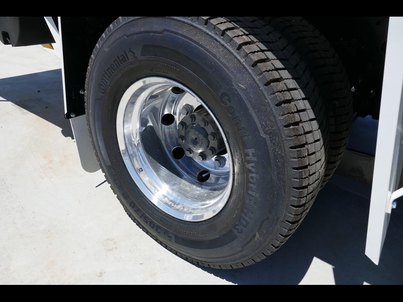mercedes-benz atego 861684 031
