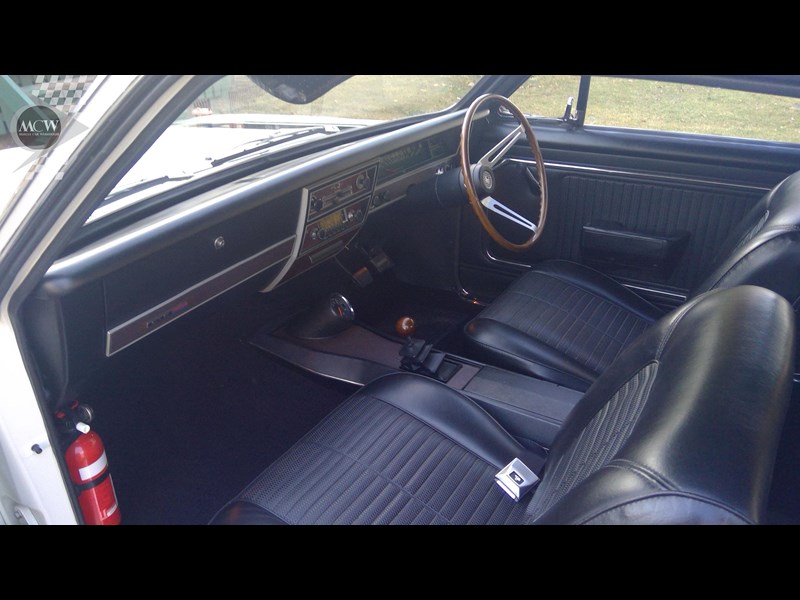 holden monaro 866174 045