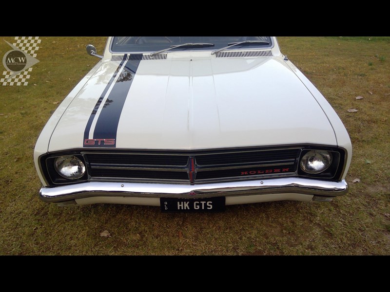holden monaro 866174 003