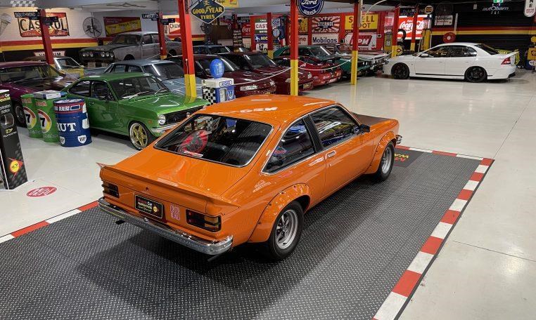 holden torana 866177 033