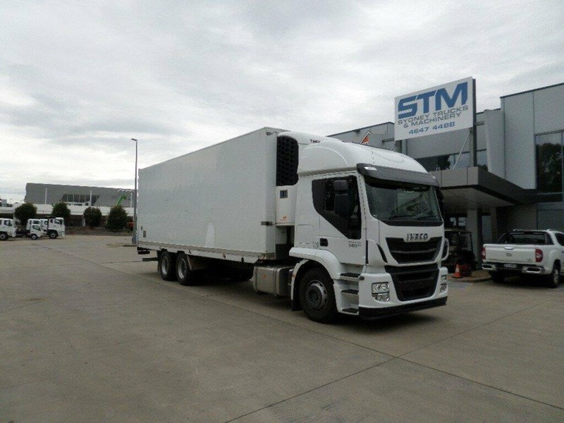 iveco stralis 864569 001