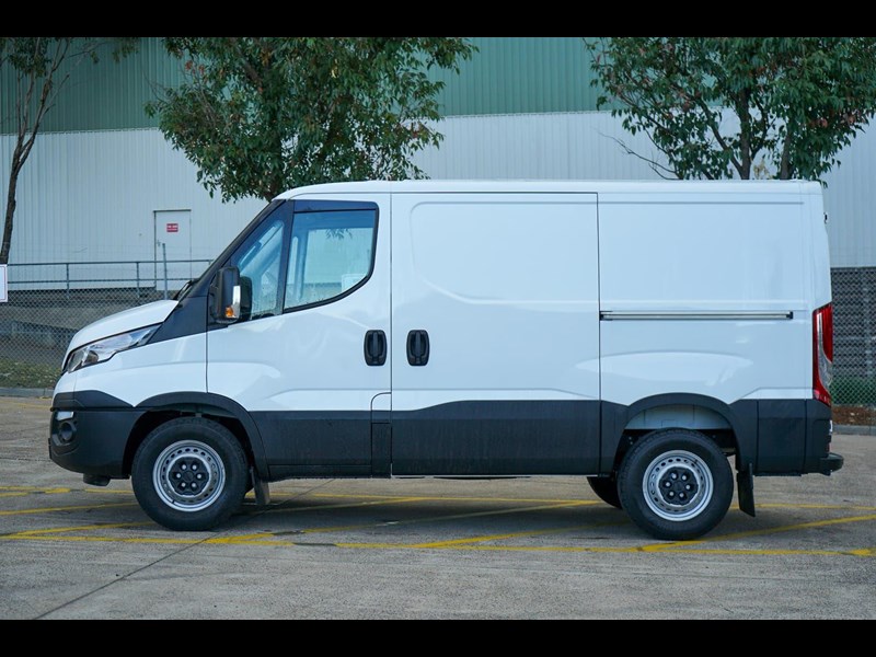 iveco daily 35s13 834157 071