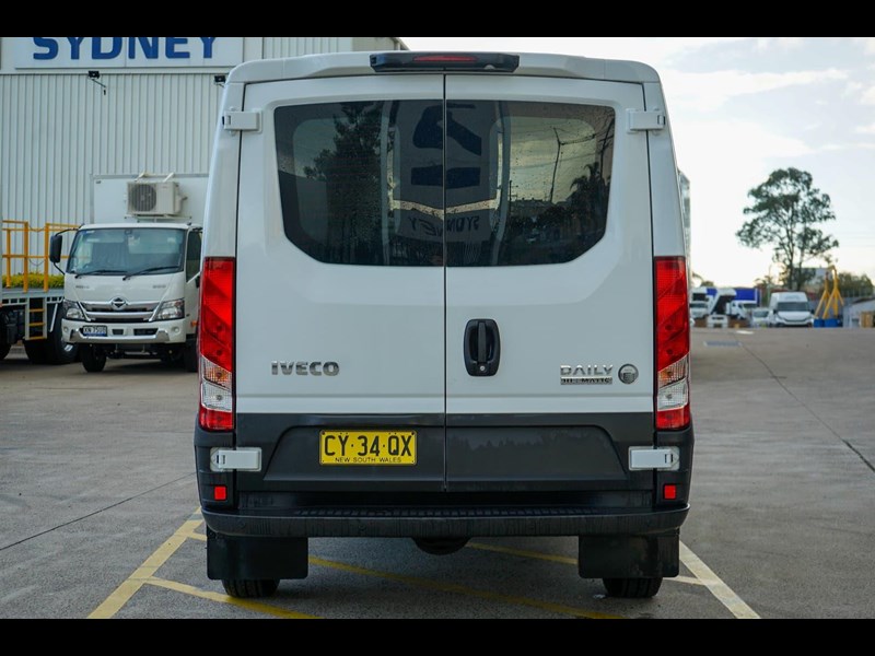 iveco daily 35s13 834157 075