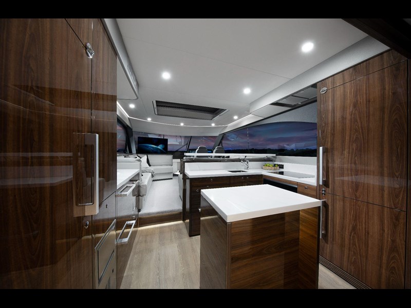 maritimo s60 sedan motoryacht 866349 011
