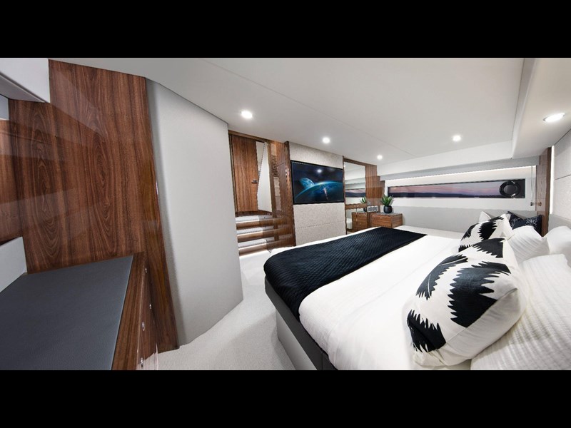 maritimo s60 sedan motoryacht 866349 017