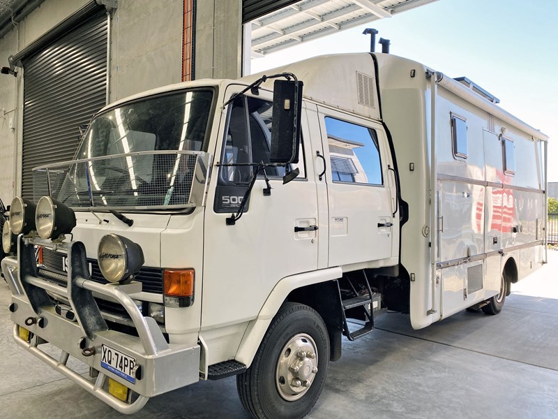 isuzu fsr 866447 005