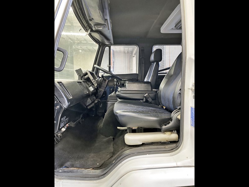 isuzu fsr 866447 035
