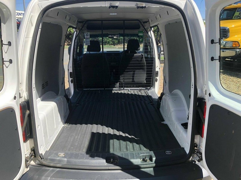 volkswagen caddy 865693 017