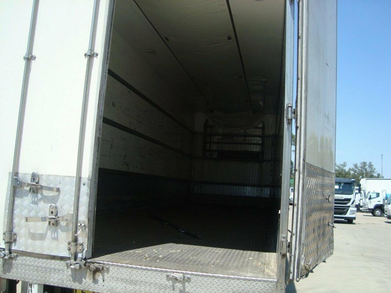 iveco stralis 671173 011