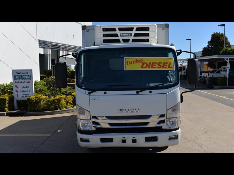 isuzu npr 866533 013