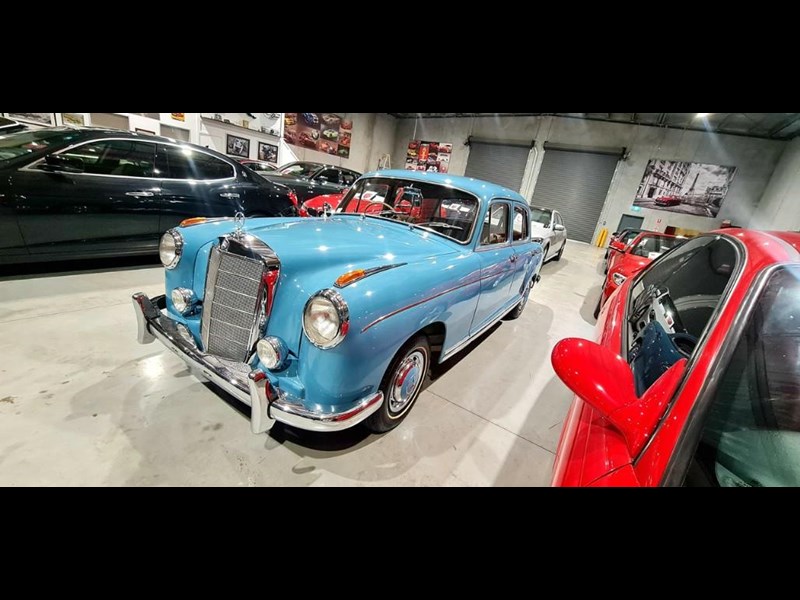 mercedes-benz 220s 866811 025