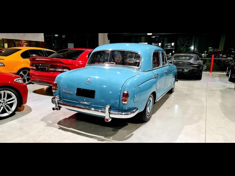 mercedes-benz 220s 866811 017