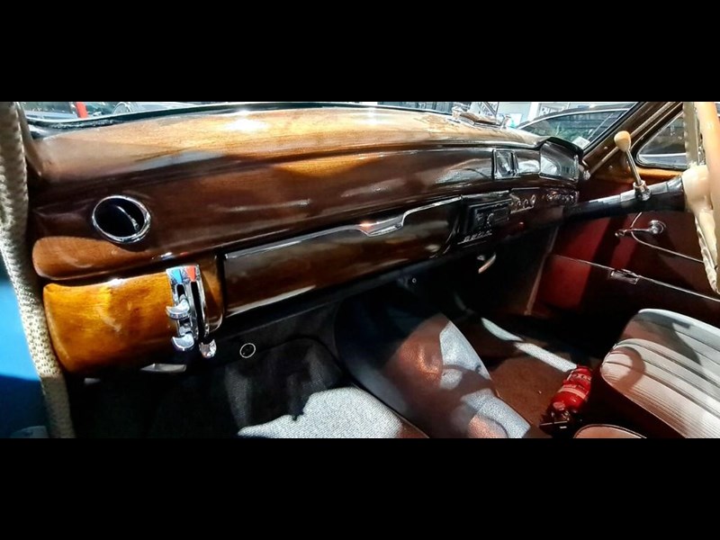 mercedes-benz 220s 866811 077