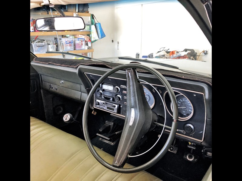 ford falcon 500 866933 011