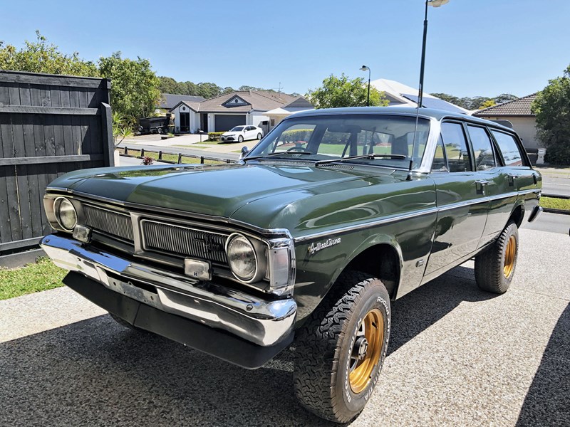 ford falcon 500 866933 001