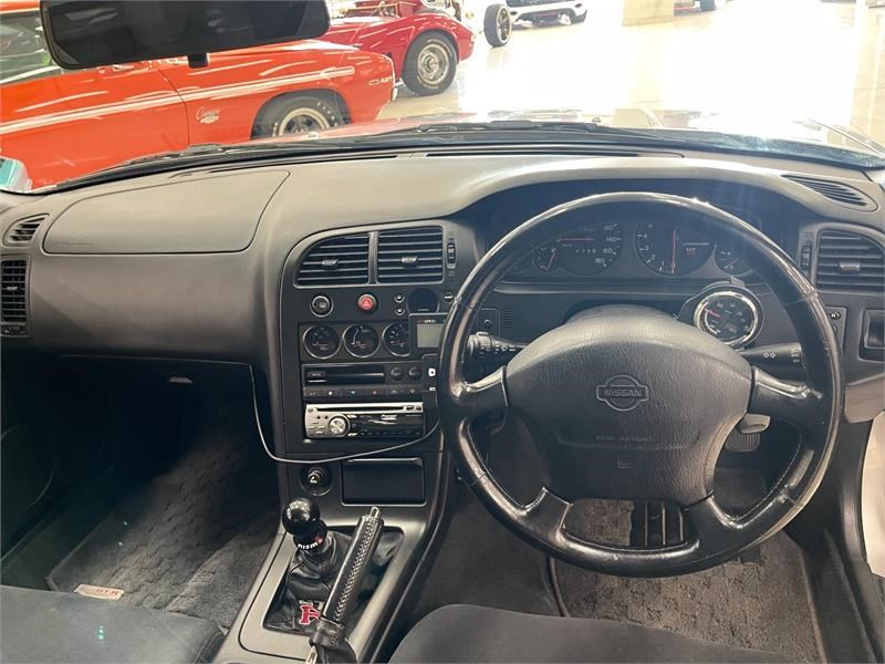 nissan skyline 866987 017