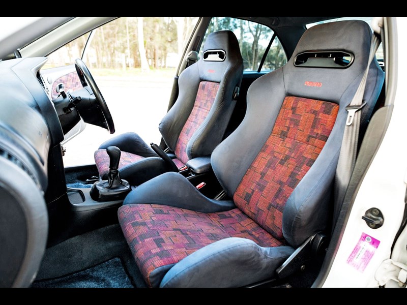 mitsubishi lancer 861185 007