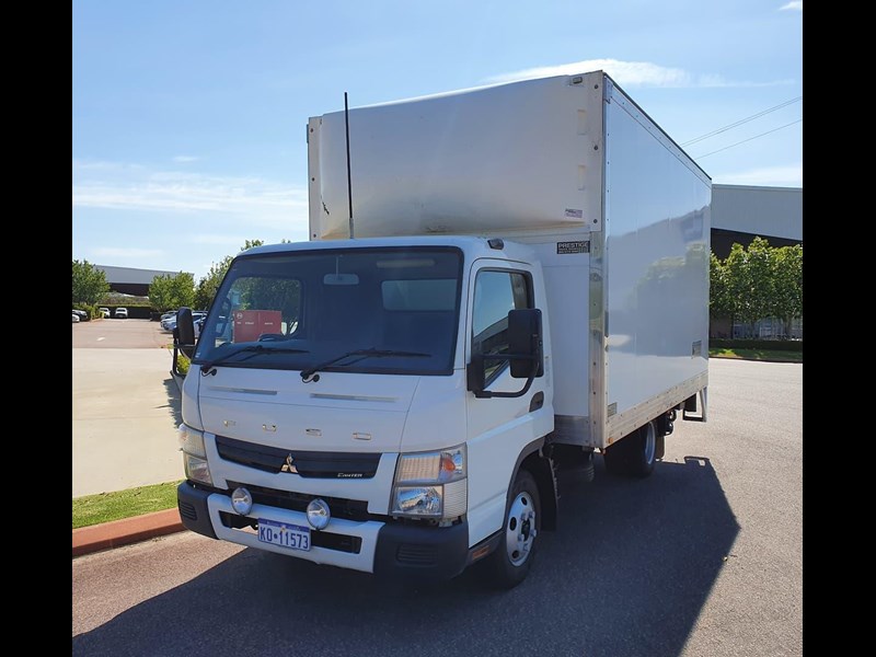 fuso canter 855787 015