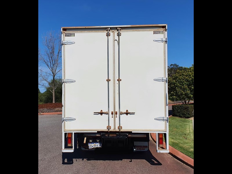 fuso canter 855787 009
