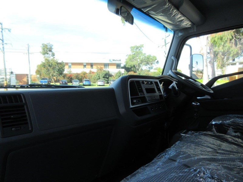 hyundai ex10 867288 039