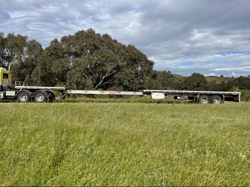 barker bogie axle extendable flat top trailer 866886 003